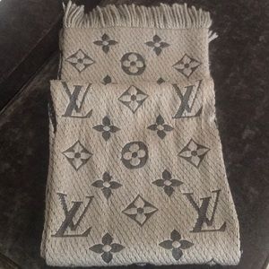 Louis Vuitton Scarf
